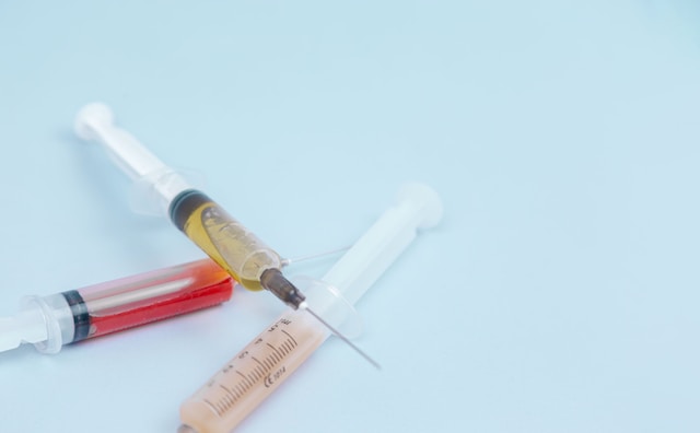 FDA одобрило первую вакцину от респираторно-синцитиального вируса