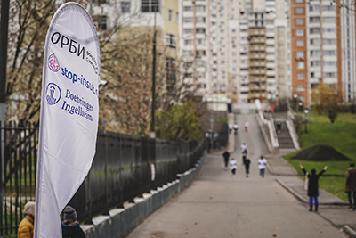 В Москве прошел благотворительный забег в поддержку людей, пострадавших от инсульта