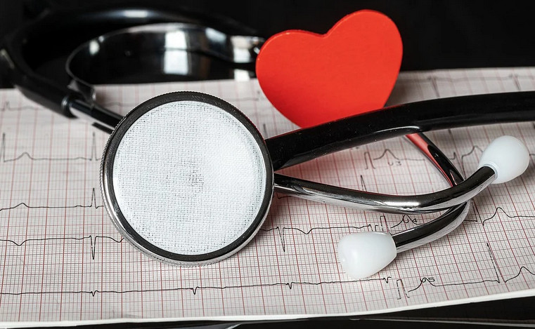 Одновременный прием ингибиторов фосфодиэстеразы 5-го типа и нитропрепаратов при ишемической болезни сердца у мужчин – новые данные