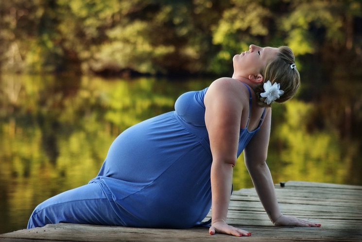 Лишний вес во время беременности может увеличивать риск перинатальной смерти