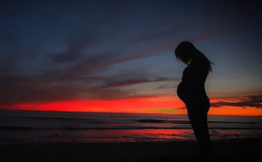 Небольшие дозы алкоголя во время беременности – это опасно?