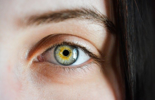В США одобрен первый дженерик препарата Рестасис для лечения синдрома сухого глаза