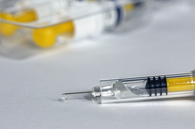 Пфайзер анонсировал разработку бустер-дозы вакцины от COVID-19
