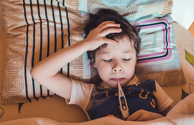 Комбинация коронавируса и гриппа может тяжело переноситься детьми
