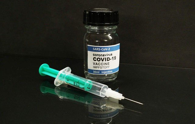 COVID-19: как быстро снижается иммунитет после вакцинации?